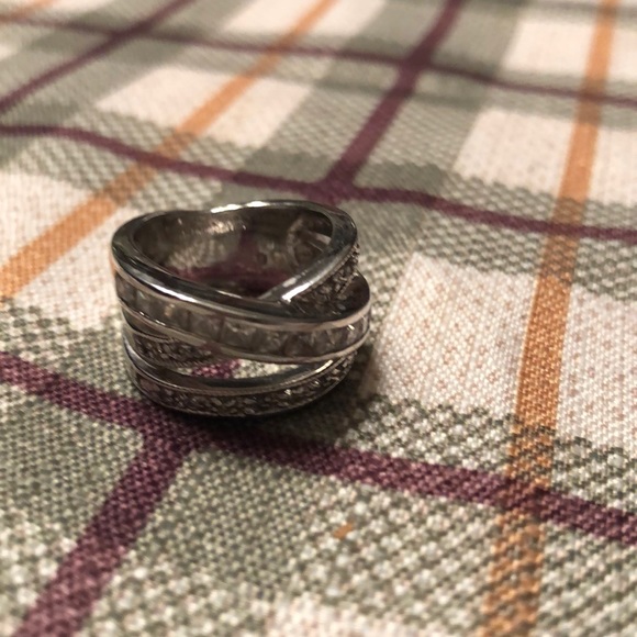 Silver ring - Picture 6 of 6